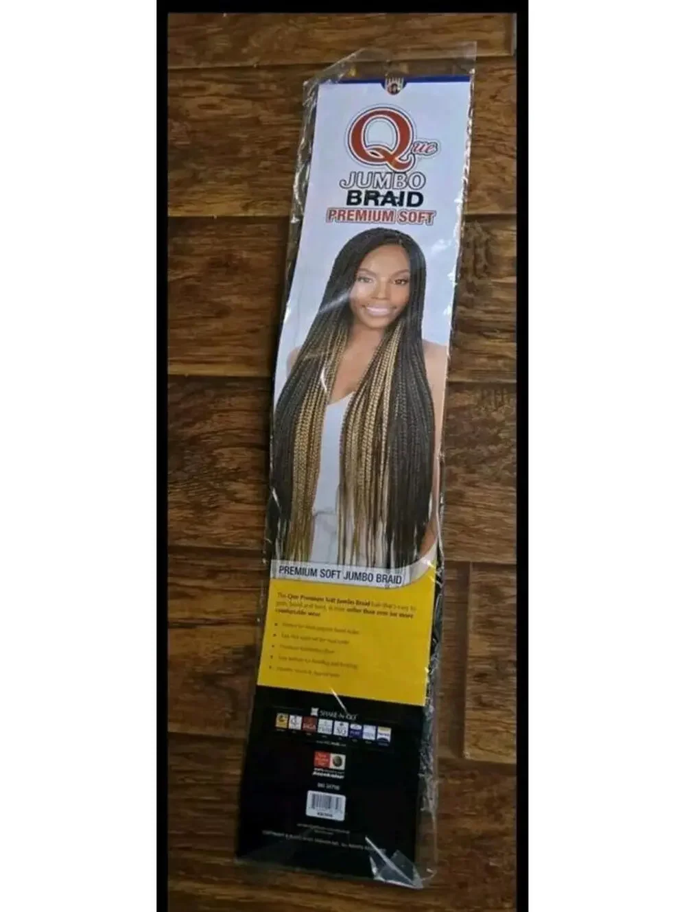 Shake-N-Go Que Jumbo Braid Hair Extensions Premium Soft Color 4 Dark Brown